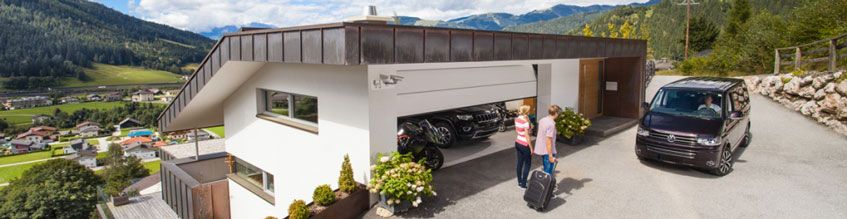 Гаражные секционные ворота